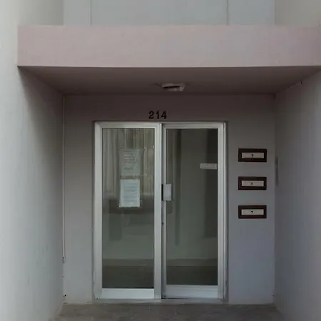 Prholidays Fabulous 3 Bedroom Sea View Apartmán